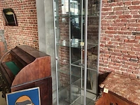 Vitrinekast met spiegel