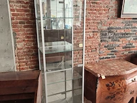 Vitrinekast met spiegel - afbeelding 2 van  2