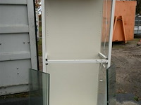 Vitrinekast met verlichting - afbeelding 3 van  5