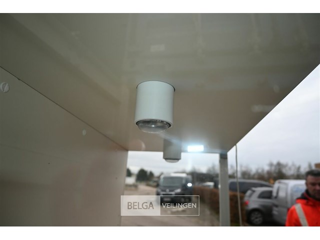 Vitrinekast met verlichting - afbeelding 2 van  5