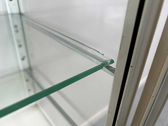 Vitrinekast - afbeelding 6 van  7