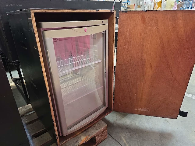 Vitrinekoelkast tefcold bc145w/fan - afbeelding 1 van  3