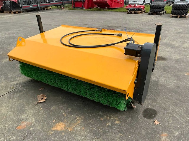 Vl-service borstel - afbeelding 1 van  6