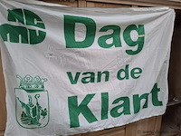 Vlaggen - afbeelding 2 van  3