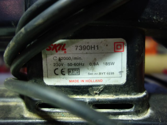 Vlakschuurmachine en schuurpapier - afbeelding 1 van  3