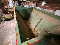 Vlamalin voorraadbunker trayvulmachine - afbeelding 5 van  10