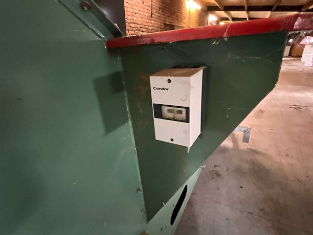 Vlamalin voorraadbunker trayvulmachine - afbeelding 7 van  10