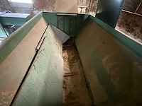 Vlamalin voorraadbunker trayvulmachine - afbeelding 8 van  10