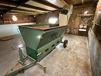 Vlamalin voorraadbunker trayvulmachine - afbeelding 6 van  13