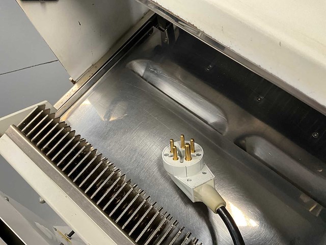 Vlb broodsnijmachine - afbeelding 6 van  9