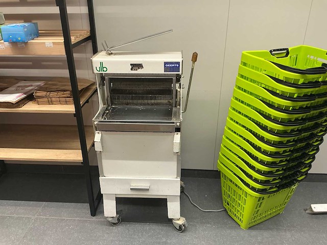 Vlb vlb 407-3 broodsnijmachine - afbeelding 1 van  4