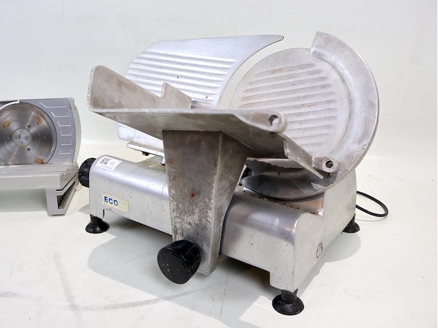 Vlees en broodsnijmachine - afbeelding 2 van  8