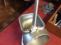 Vleesmolen - afbeelding 1 van  3