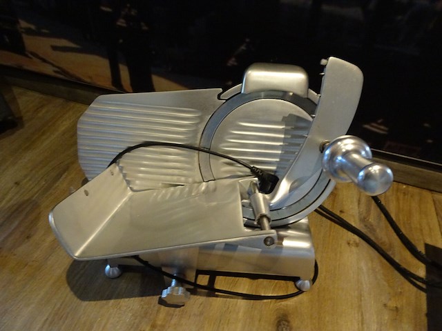 Vleessnijmachine hendi - afbeelding 2 van  3