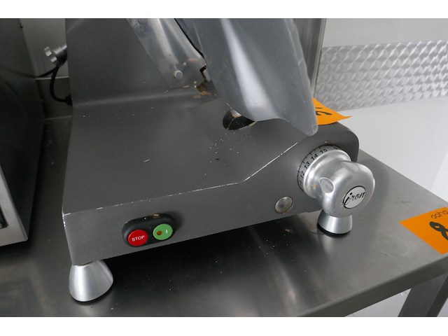Vleessnijmachine i-ron - afbeelding 2 van  4