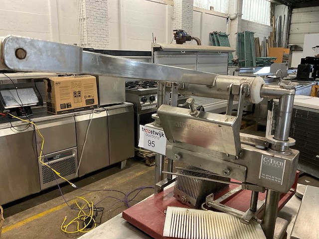 Vleesverwerking beenhouwerij - afbeelding 6 van  7