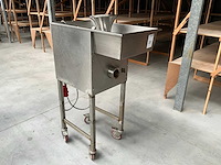 Vleeswolf - afbeelding 1 van  6