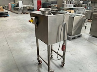 Vleeswolf - afbeelding 3 van  6