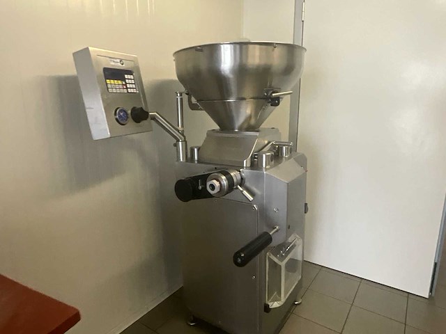 Vleeszaagmachine - afbeelding 3 van  10