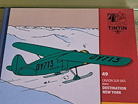 Vliegtuig kuifje met figuur+boek distination new york - afbeelding 4 van  5