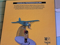 Vliegtuig kuifje met figuur+boek distination new york - afbeelding 5 van  5