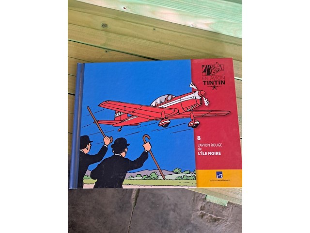 Vliegtuig kuifje met figuur+boek l'ile noire - afbeelding 4 van  5