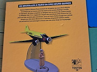 Vliegtuig kuifje met figuur+boek l'oreille cassée - afbeelding 5 van  5