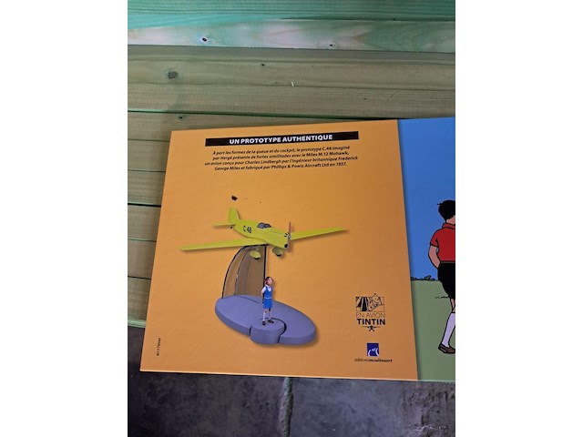 Vliegtuig kuifje met figuur+boek testament de m.pump - afbeelding 6 van  6