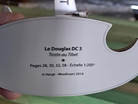 Vliegtuig kuifje met figuur+boek tintin au tibet - afbeelding 3 van  5