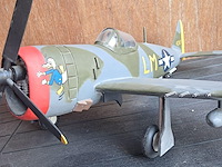 Vliegtuig republic p-47 thunderbolt wo2 us army air toegegeven aan de 56 ste jachtgroep l 750mm b 470mm h 160mm - afbeelding 2 van  8