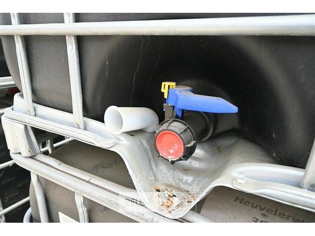 Vloeistaftank 1000 liter + kooi - afbeelding 3 van  4