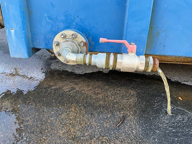 Vloeistof container - afbeelding 6 van  16