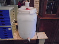 Vloeistof tank - afbeelding 1 van  2