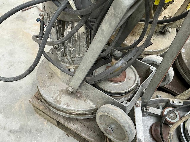 Vloerbehandelingsmachines (6x) - afbeelding 6 van  9