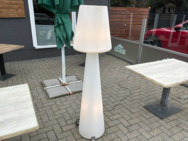 Vloerlamp - afbeelding 1 van  1