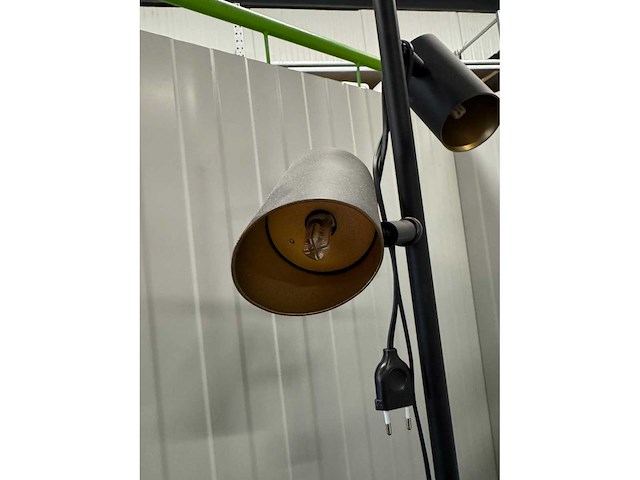 Vloerlampen (2 stuks) - afbeelding 2 van  3