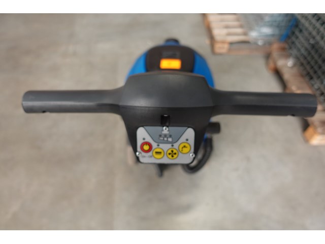 Vloerschrobmachine soteco - afbeelding 6 van  9