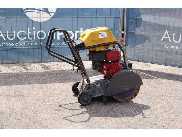 Vloerzaag wacker bfs 1345b benzine 9.9kw 2006 - afbeelding 1 van  1