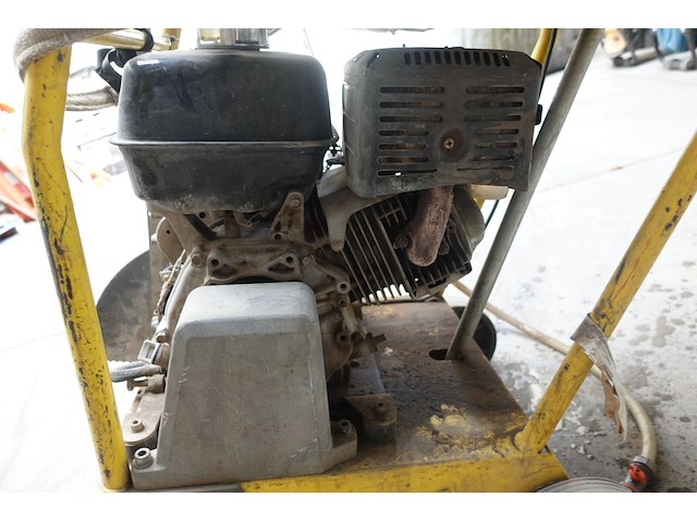 Vloerzaag wacker neuson - afbeelding 6 van  9