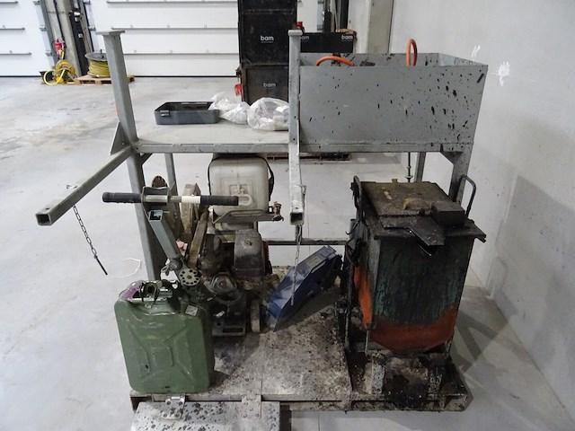 Vloerzaagmachine lissmac - afbeelding 13 van  14