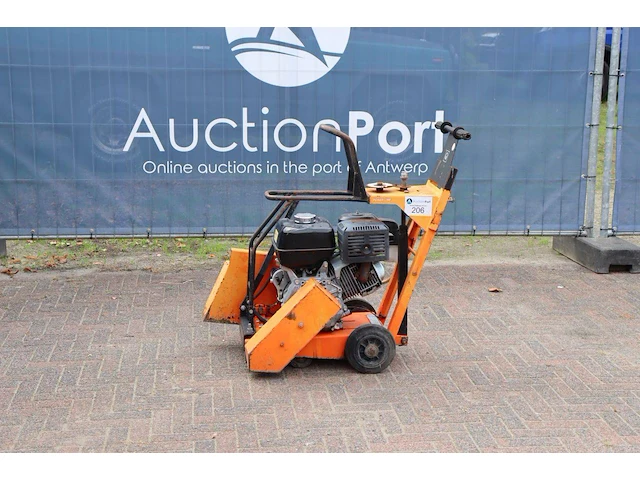 Vloerzaagmachine saint-gobain fs400 benzine 9.5kw 2007 - afbeelding 1 van  1