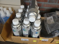 Vochtigheidssensor, hydro-alcoholische gel, noise-cancelling koptelefoons, kabelhaak, ... - afbeelding 6 van  9