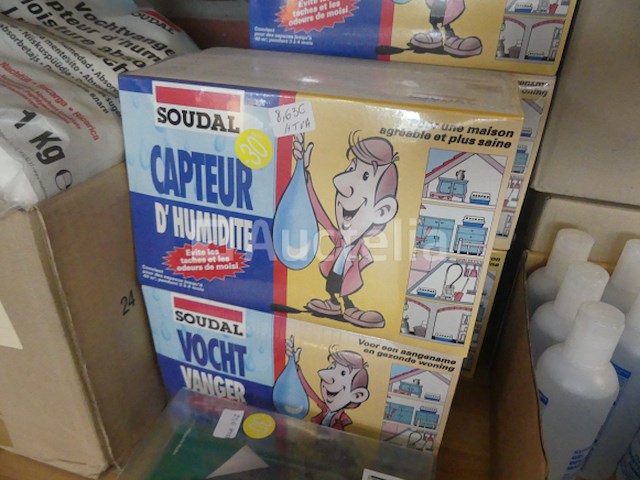 Vochtigheidssensor, hydro-alcoholische gel, noise-cancelling koptelefoons, kabelhaak, ... - afbeelding 8 van  9