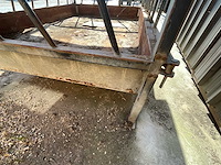 Voedertrog, 22 koeien gegalvaniseerd ijzer voerschuif - afbeelding 5 van  7