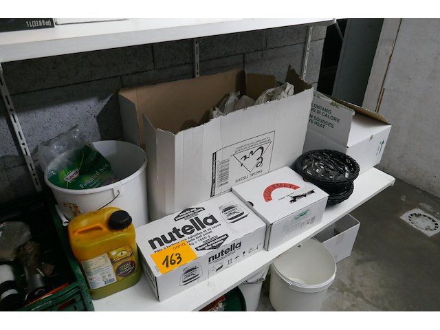 Voeding en voedingsbakken - afbeelding 2 van  7