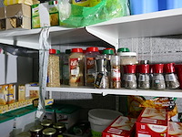 Voeding en voedingsbakken - afbeelding 5 van  7