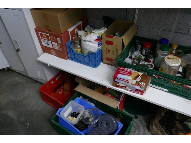 Voeding en voedingsbakken - afbeelding 7 van  7