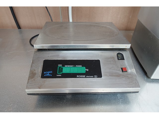 Voedselverwerker robot coupe + weegschaal robbe electronic - afbeelding 6 van  9