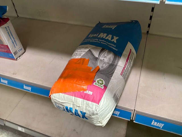 Voegmortel, gipspleister en hoekbeschermers - afbeelding 9 van  24