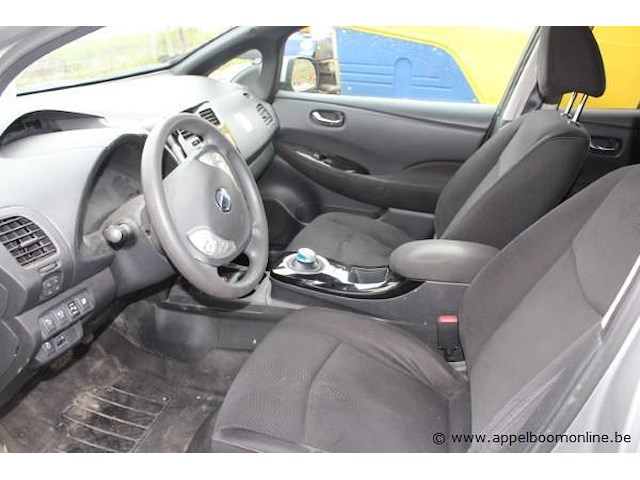 Voertuig meerdere doeleinde nissan leaf, elektrisch, 1ste inschrijving 29/11/2016, chassisnummer sjnfaaze0u6054126, 63.144 - afbeelding 3 van  13